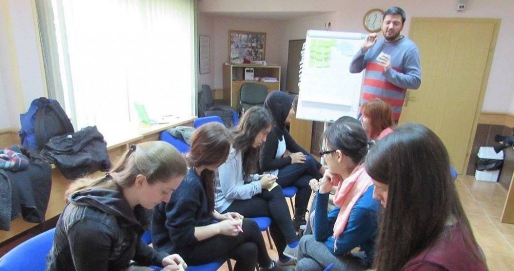 Honeycomb of Participation: discussing organisational management in Struga