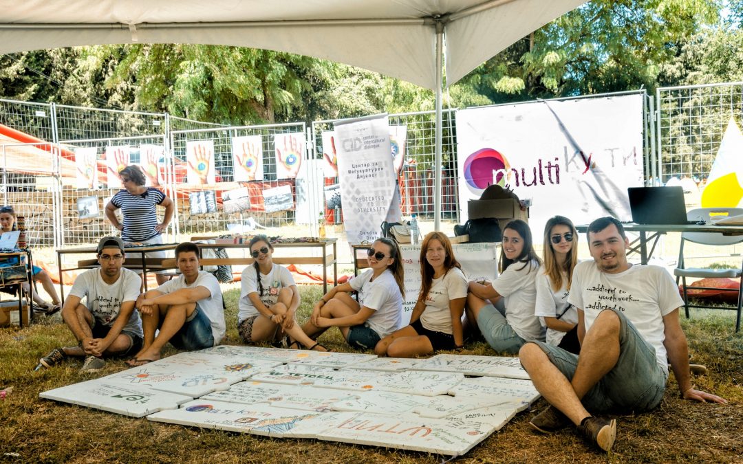 Bubbles, color, laughter… CID invades the D Festival in Dojran
