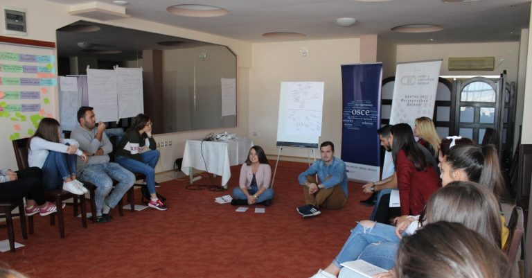No Hate Campaign: 7th No Hate School in Krusevo and training in Kratovo
