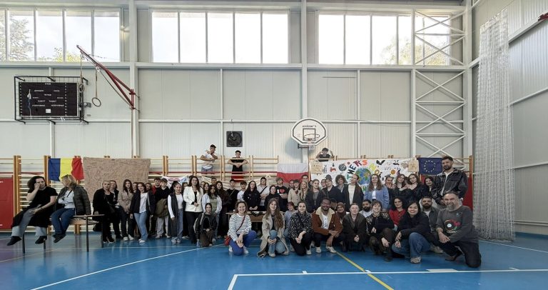 No Label Movers & Shakers Hackathon — Kumanovo